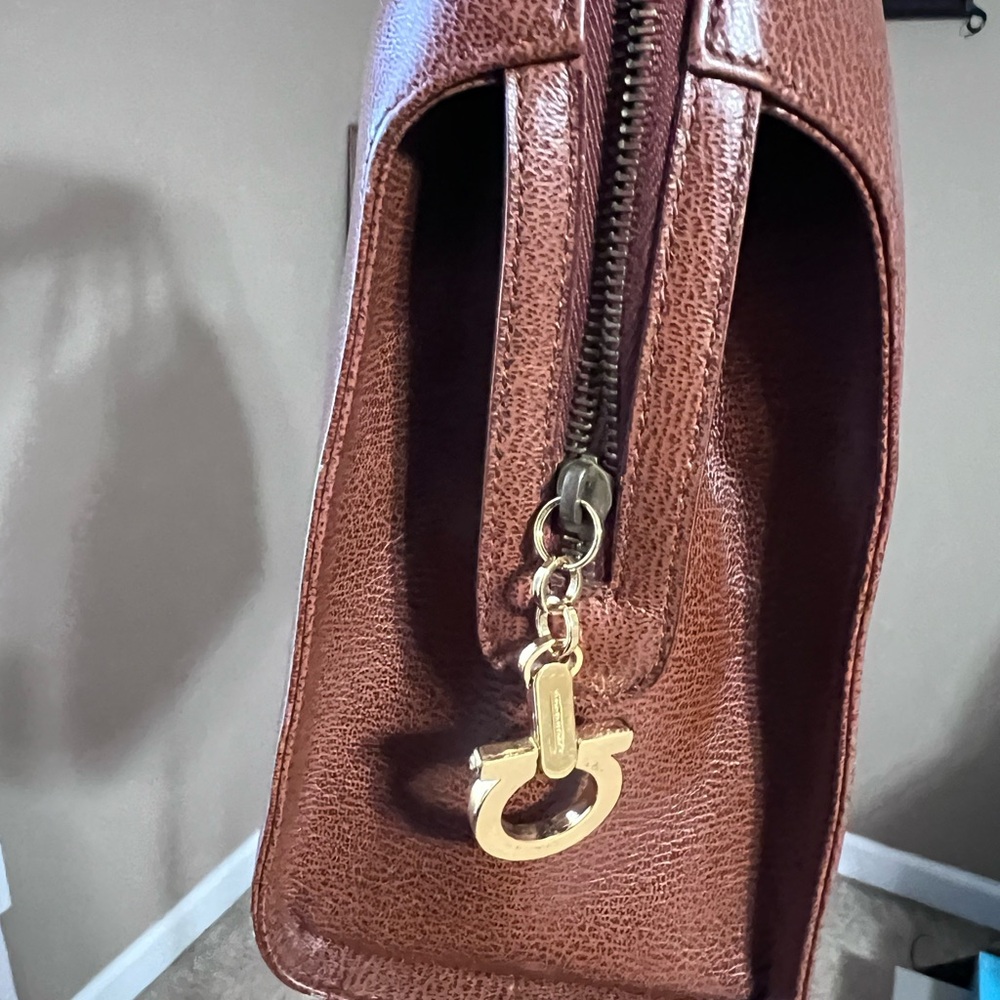 Salvatore Ferragamo Rich Brown Satchel/ Handbag/ Crossed-body - Picture 2 of 14